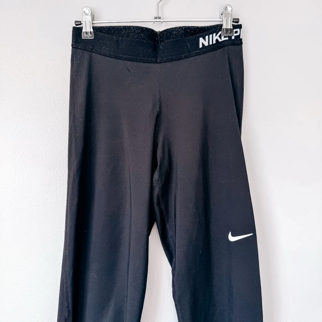 Nike Pro Black Dri-Fit Leggings Size Medium - Image 3