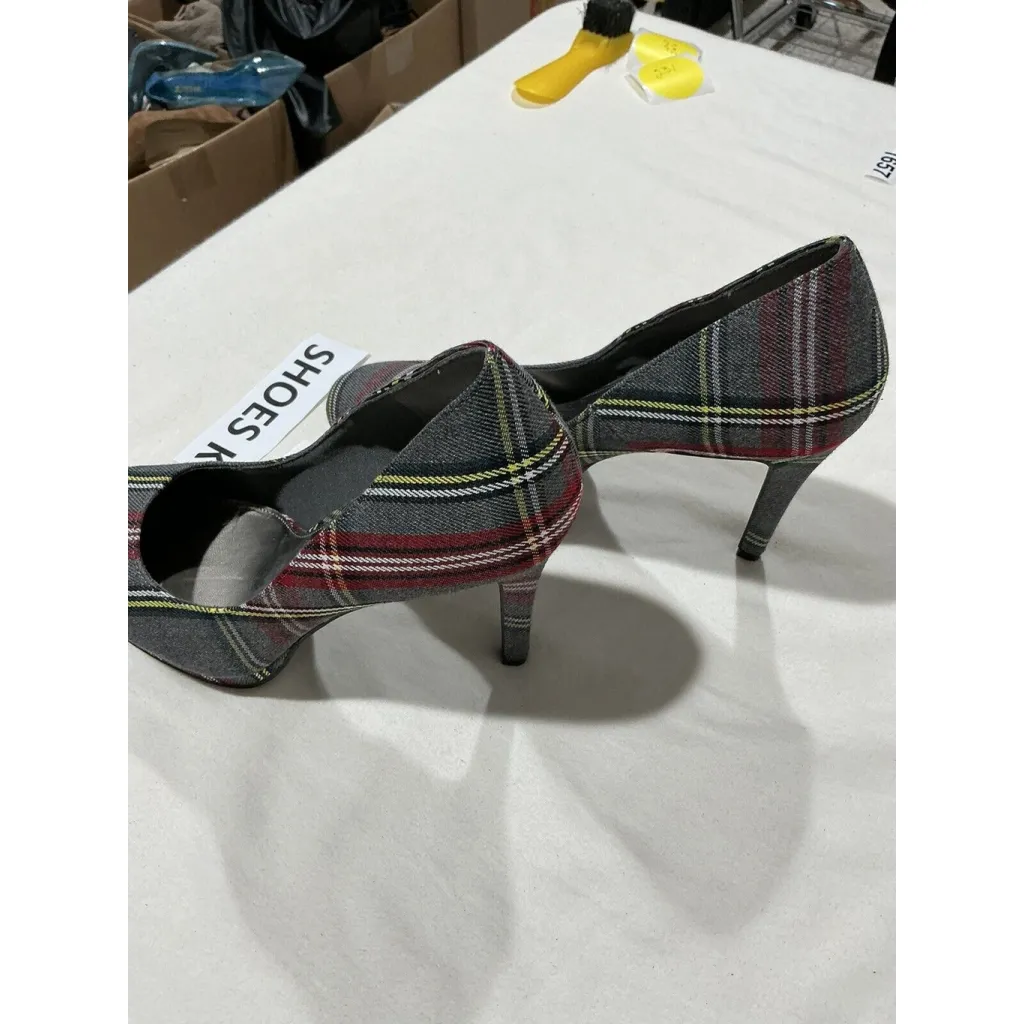 Womans Fiomi Gray Red Plaid Fabric Platform Heel Shoe 9.5 NWOT - Image 3