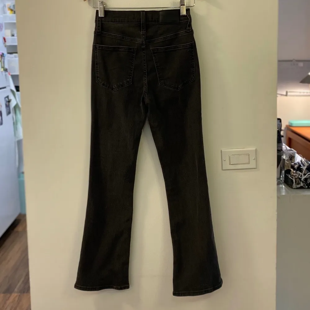 Madewell Cali Demi-Boot Jeans in Bellspring Wash with Button-Front - Image 10