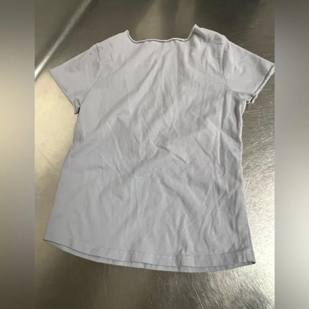 Brandy Melville Blue Short Sleeve Ruched V Neck Cropped Top - One Size - VGUC - Image 4