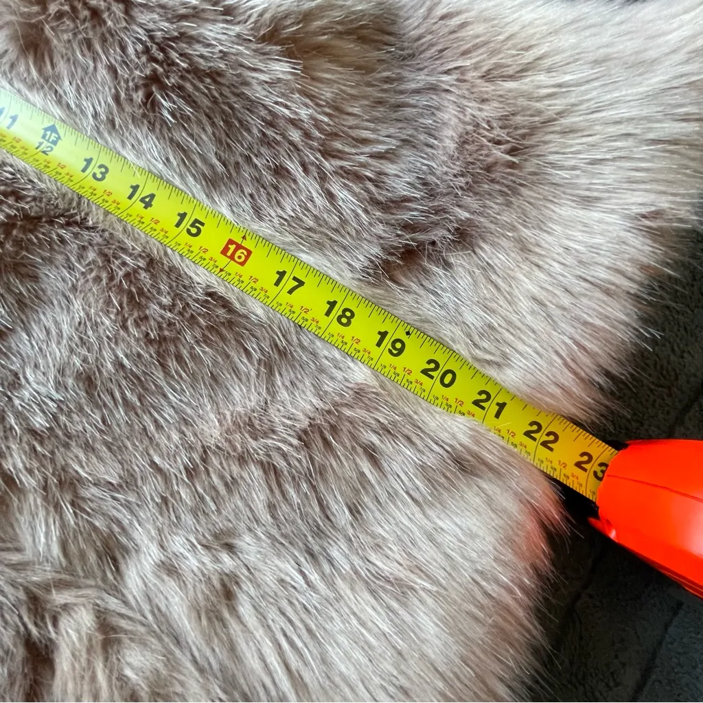 Faux fur coat - Image 8