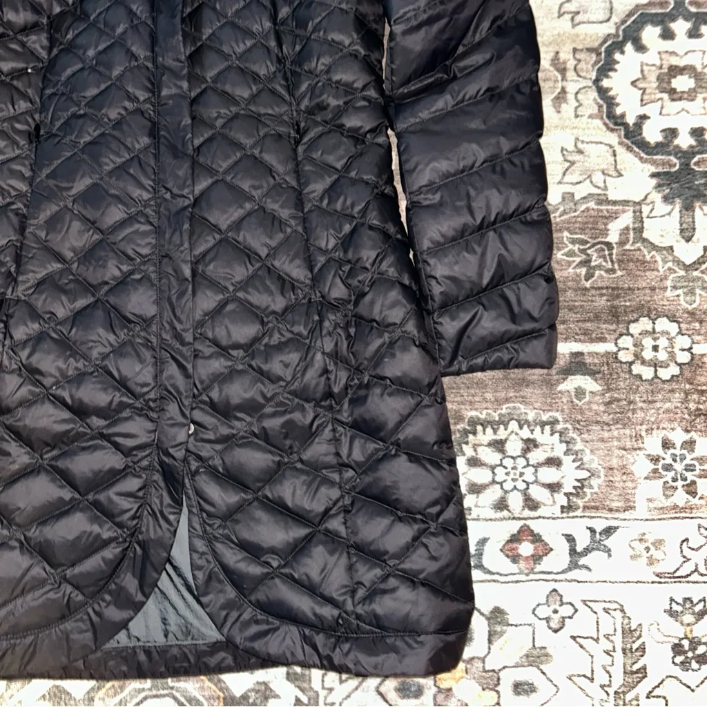 Eddie Bauer alpendown Women's Black Quilted Puffer Coat with Fur Hood - Image 4