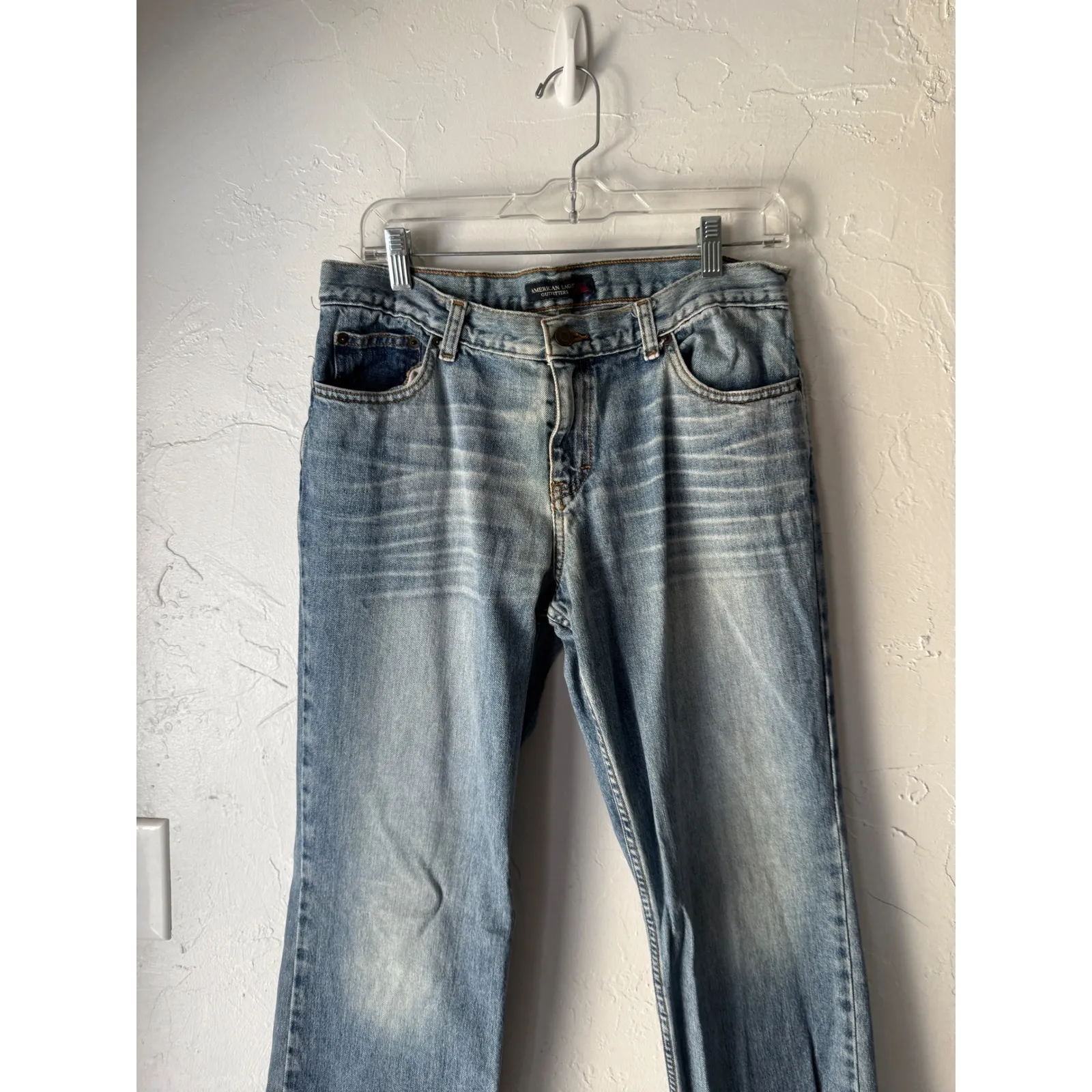 American Eagle Outfitters Vintage Y2k Baggy Jeans Light Wash Bootcut Size 10 - Image 2