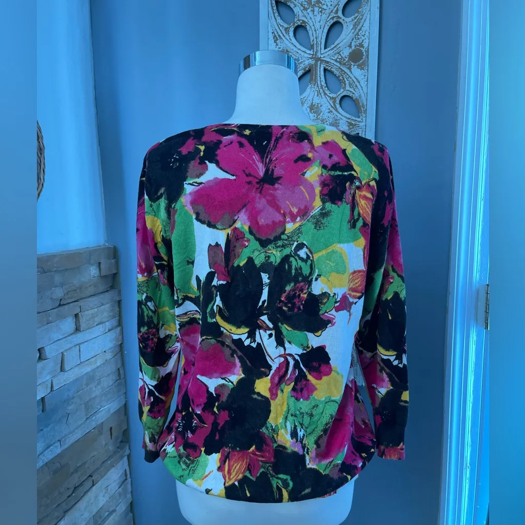 Joseph A. Multicolor Floral sweater Top - Image 3