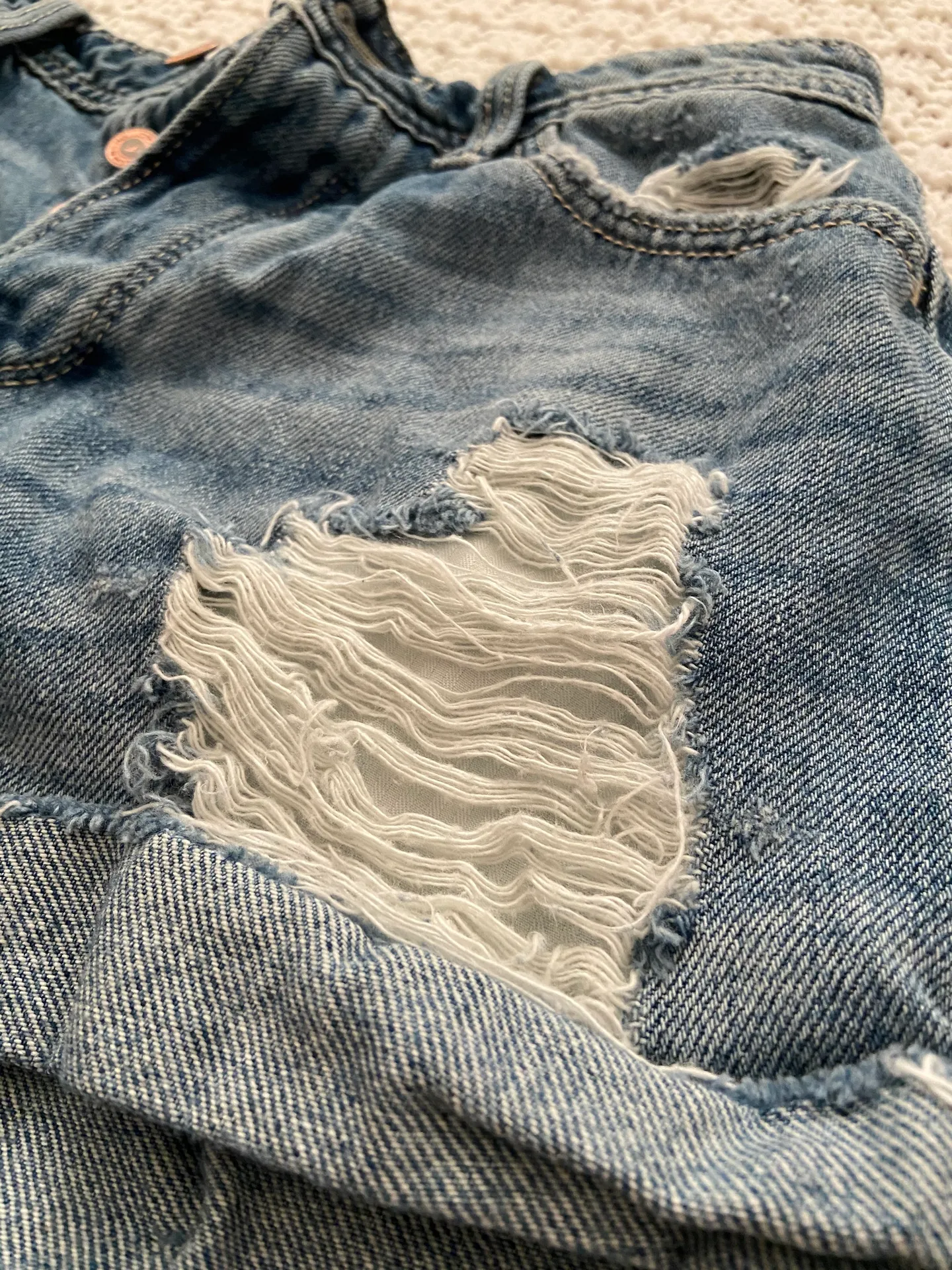 Hollister High Waisted Shorts - Image 3