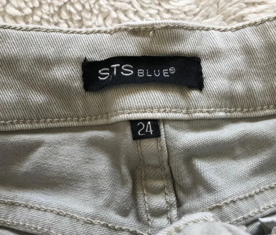 Ripped Denim Shorts Grey - Image 4