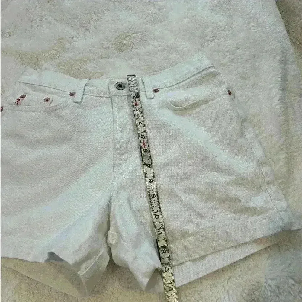 Vtg Guess Jean Shorts Size 30 90s High Waisted White‎ Denim Mom Made In USA - Image 8