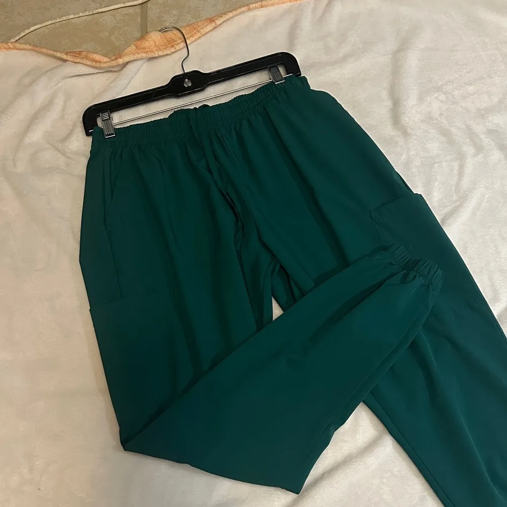 Ladies emerald green scrub pants excellent condition Sz L Size L - Image 2