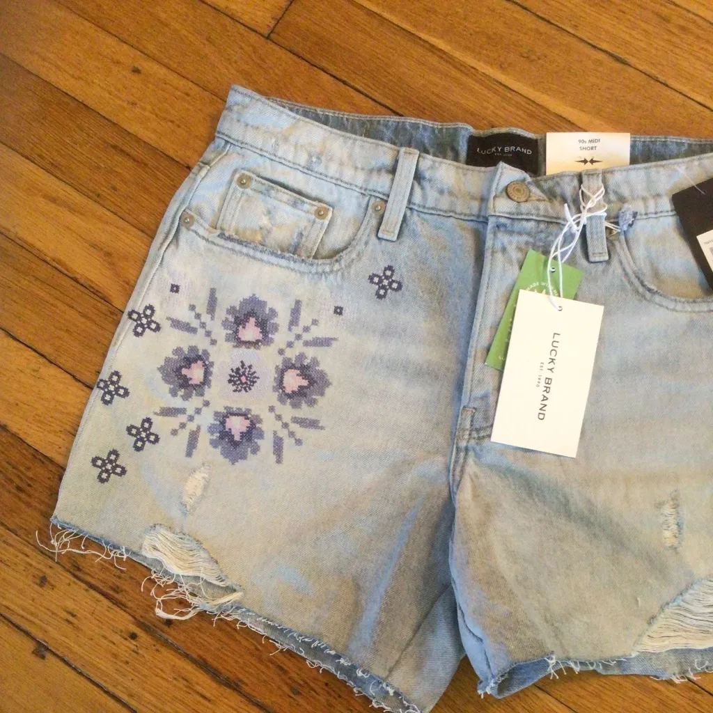 Women’s Lucky Brand  90s Shorts in Island Hopper sz 29 - Image 3
