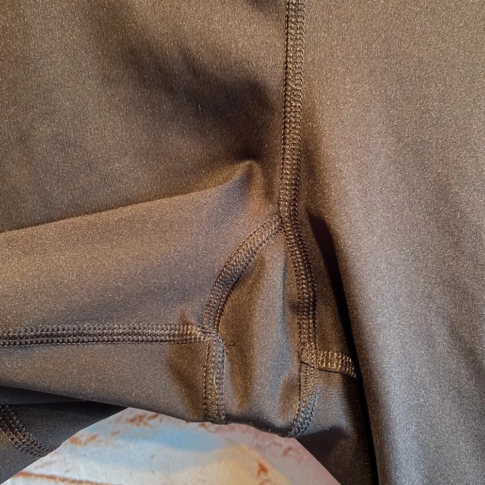 Adidas how we do 7/8 tight leggings black reflective tabs mesh details medium - Image 4