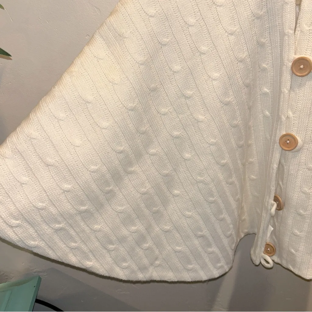 Cream Unbranded Women’s Button Front Cover Shawl Cape One Size OS - Image 3