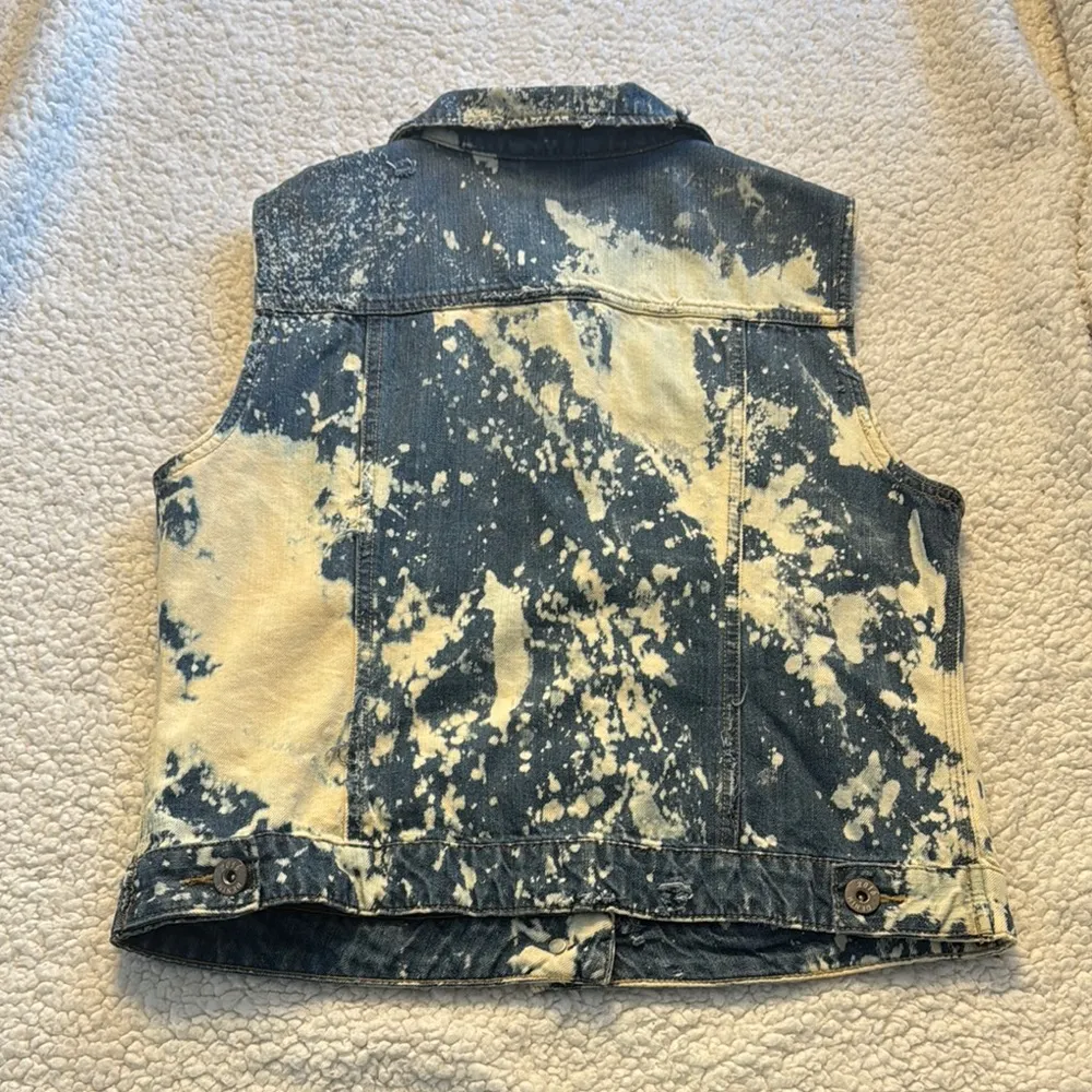 Parasuco Blue and White Distressed Denim Vest Size L - Image 4