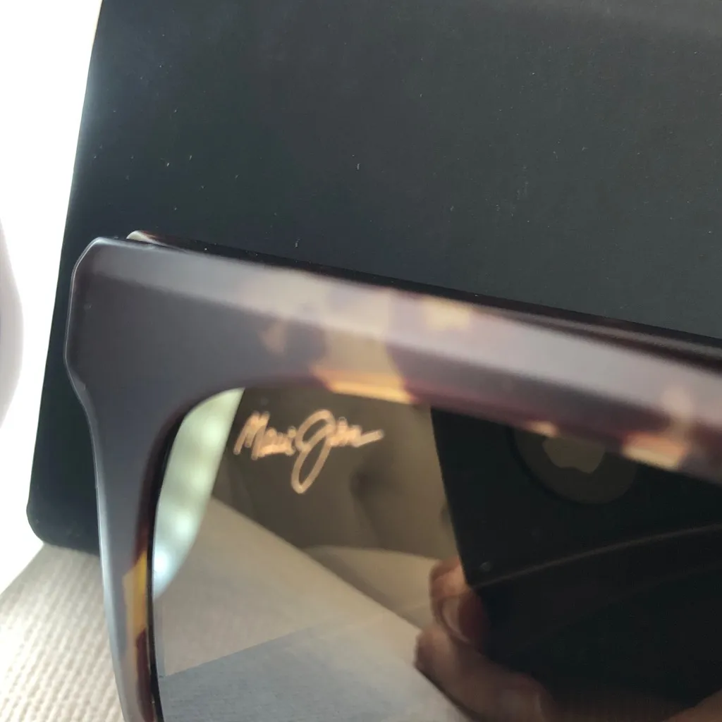 Maui Jim Pehu Tokyo Tortoise Sunglasses, New with case - Image 4