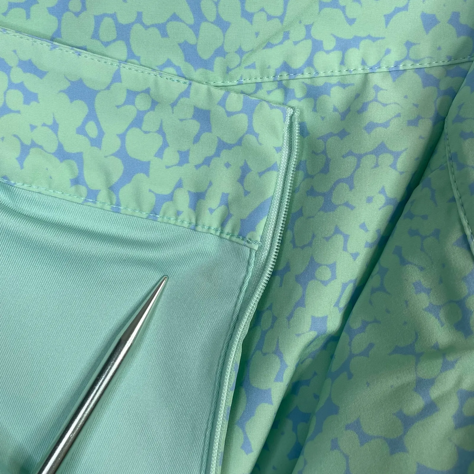 Vineyard Vines Performance Skirt Skort Shorts Calm Water Print Stretch Womens XL - Image 16