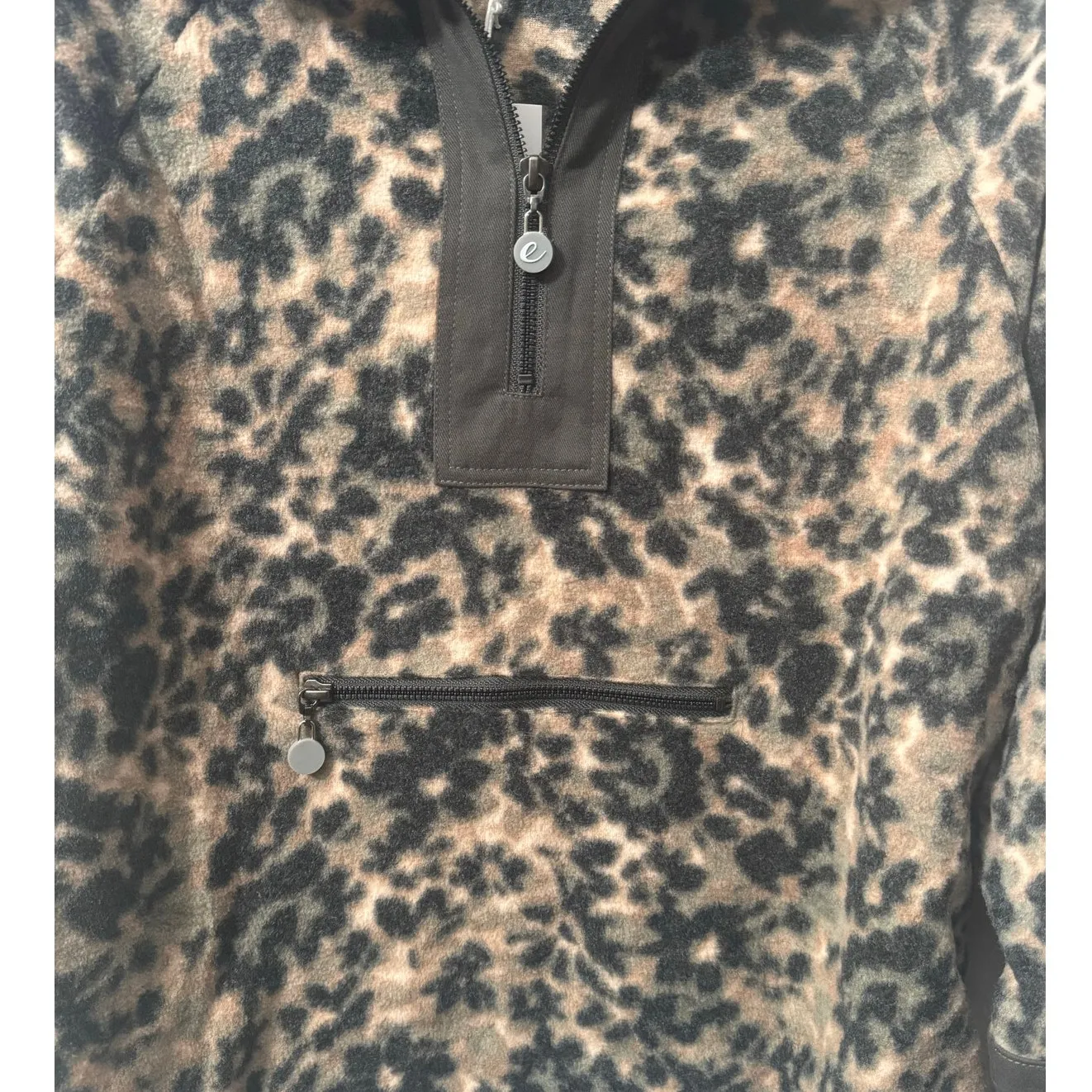 NWT! Johnny Was Calme Half Zip Fleece Leopard Pullover (Runs Large) - Size XS - Image 9