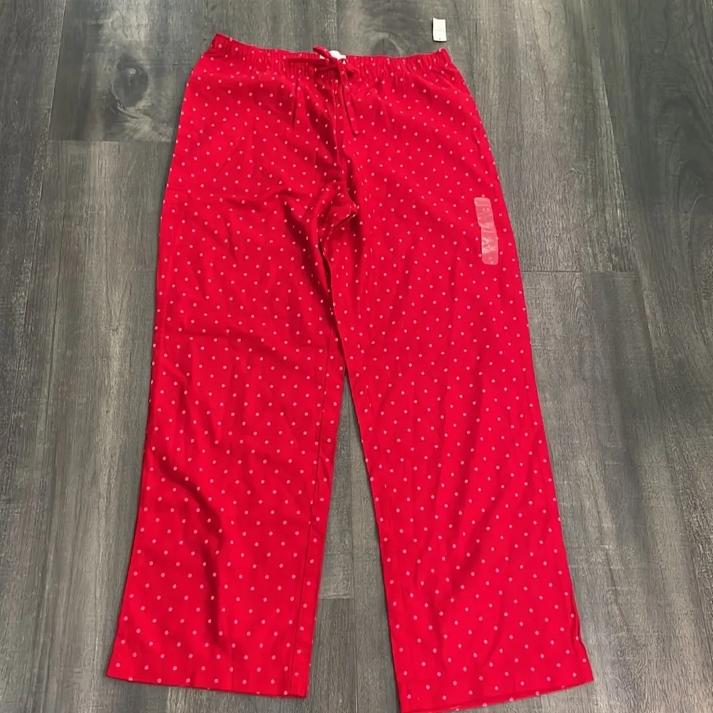 Love by Gap Red Pajamas NEW Valentine’s Day Medium - Image 5