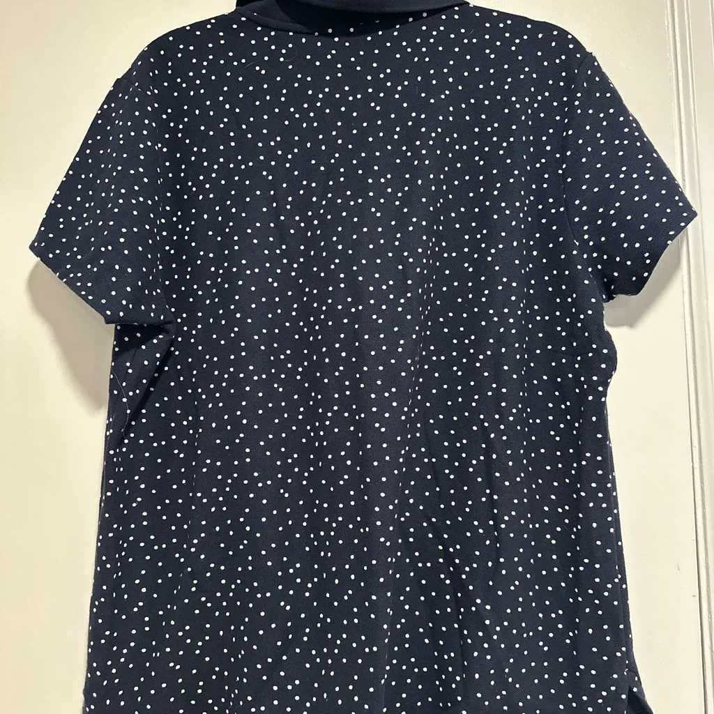 LL Bean Slightly Fitted Women’s Sz:XL Reg Polka Dot Polo Shirt Navy Blue & White - Image 2