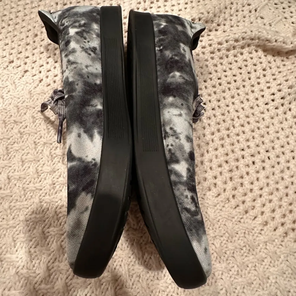 NWOB NOBULL INISEX WOMENS 7/5 MENS 10/5 Black and Gray Tie-Dye Sneakers - Image 7