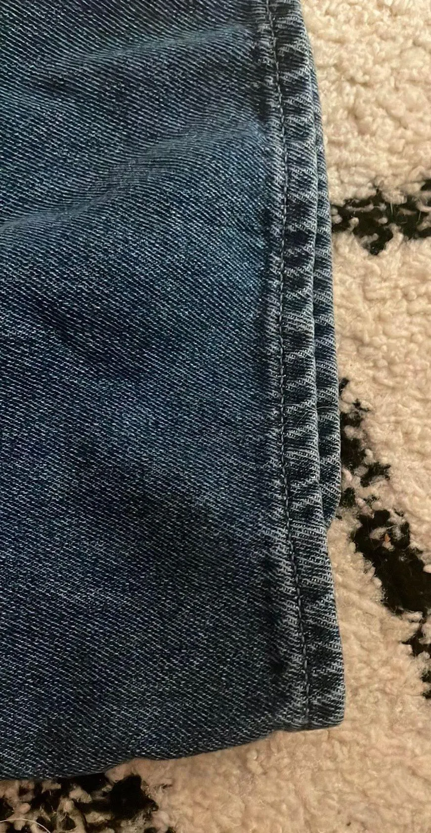 Medium Wash High-Rise Jeans - Image 3