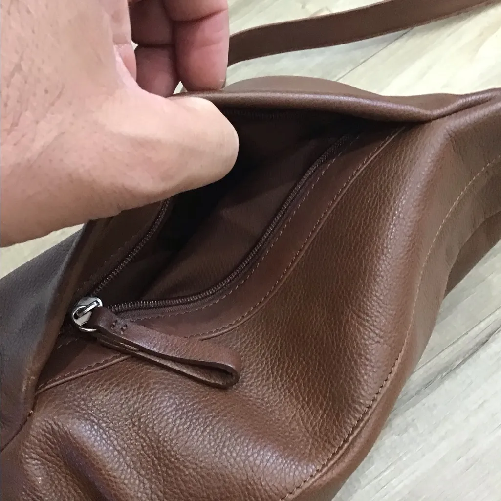 Wilsons Leather Tan Shoulder Bag - Image 6