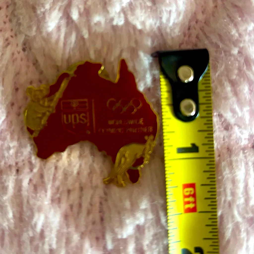 UPS Olympic Partner Australia Pin 2000 vintage rare Gold - Image 7