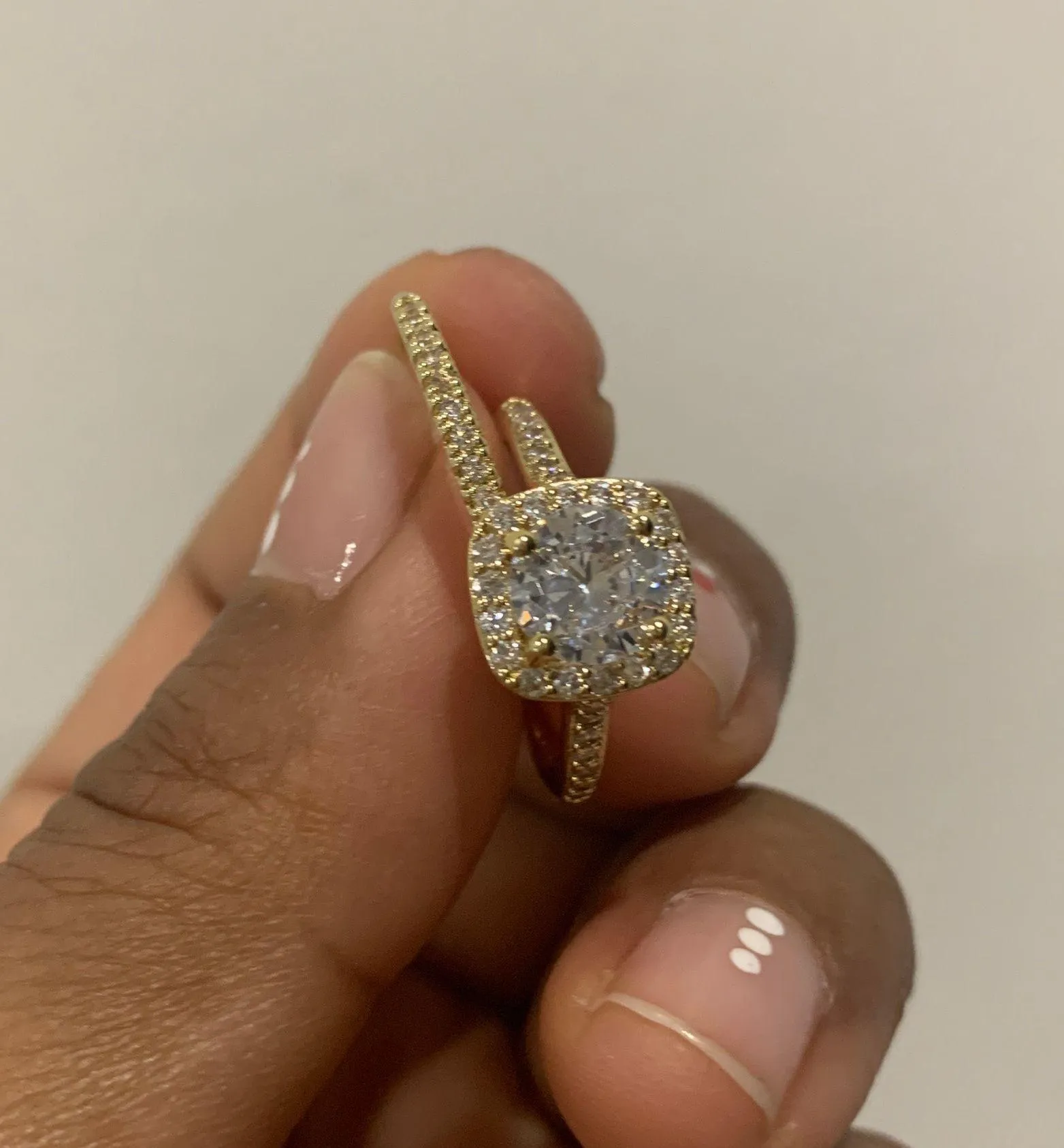 Beverly Hills Boutique Ring... Gold - Image 3