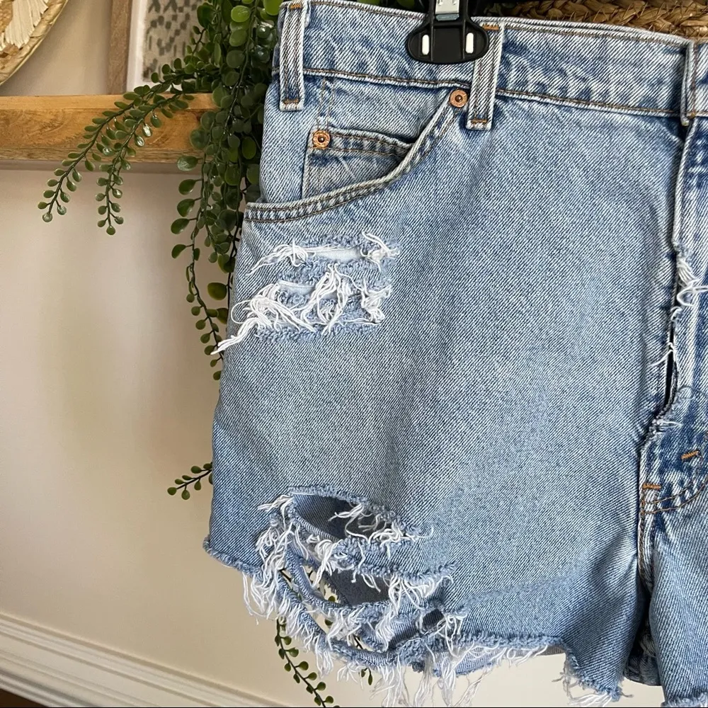 Levi’s Denim Cutoff Shorts - Image 3