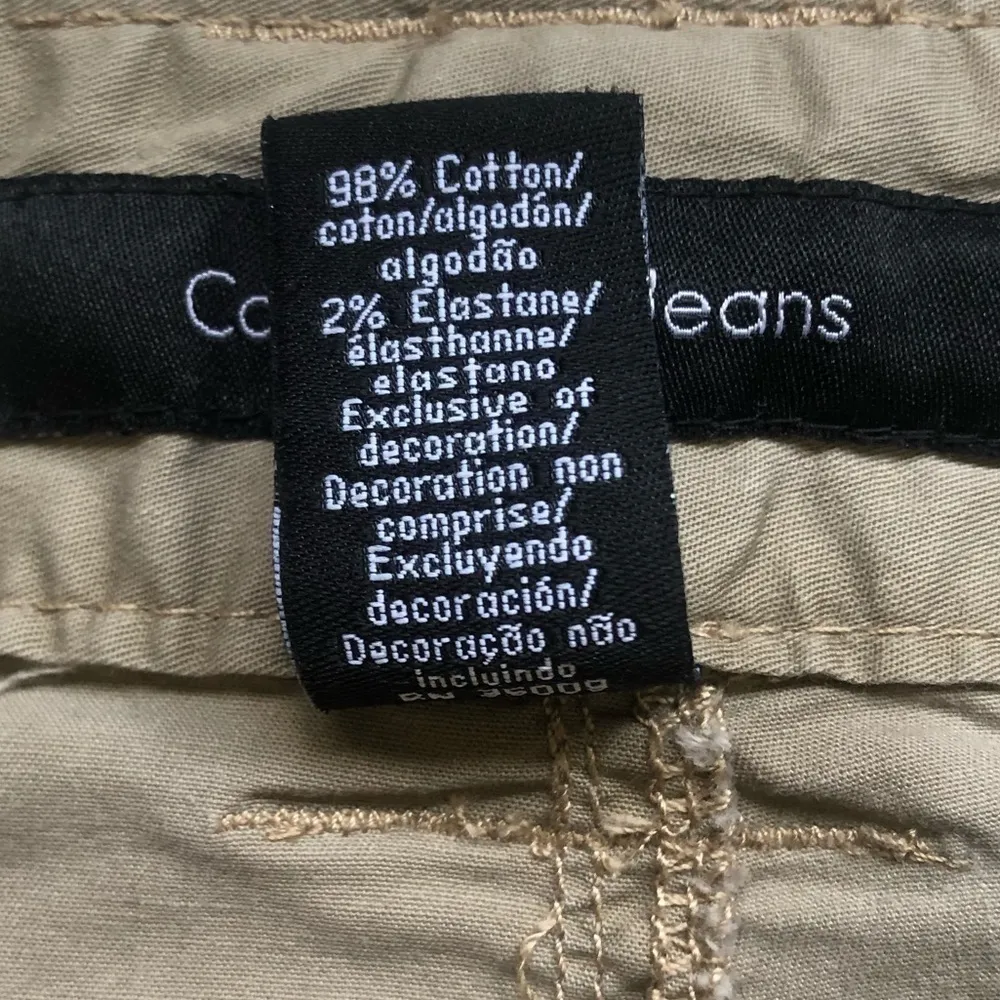 Calvin Klein Jeans khaki Bermuda shorts size 12 - Image 5
