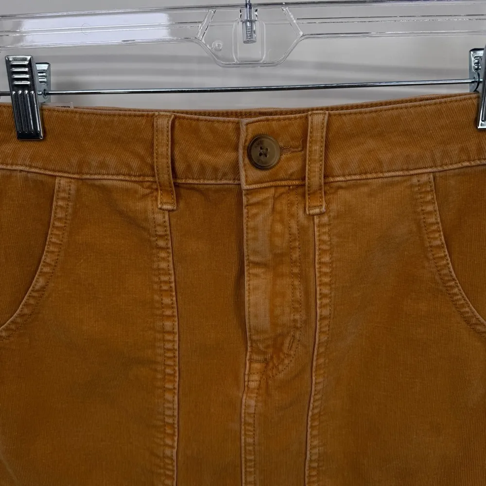 American Eagle Retro Corduroy Mini Skirt Pockets Casual Cute Golden Brown Size 0 - Image 3