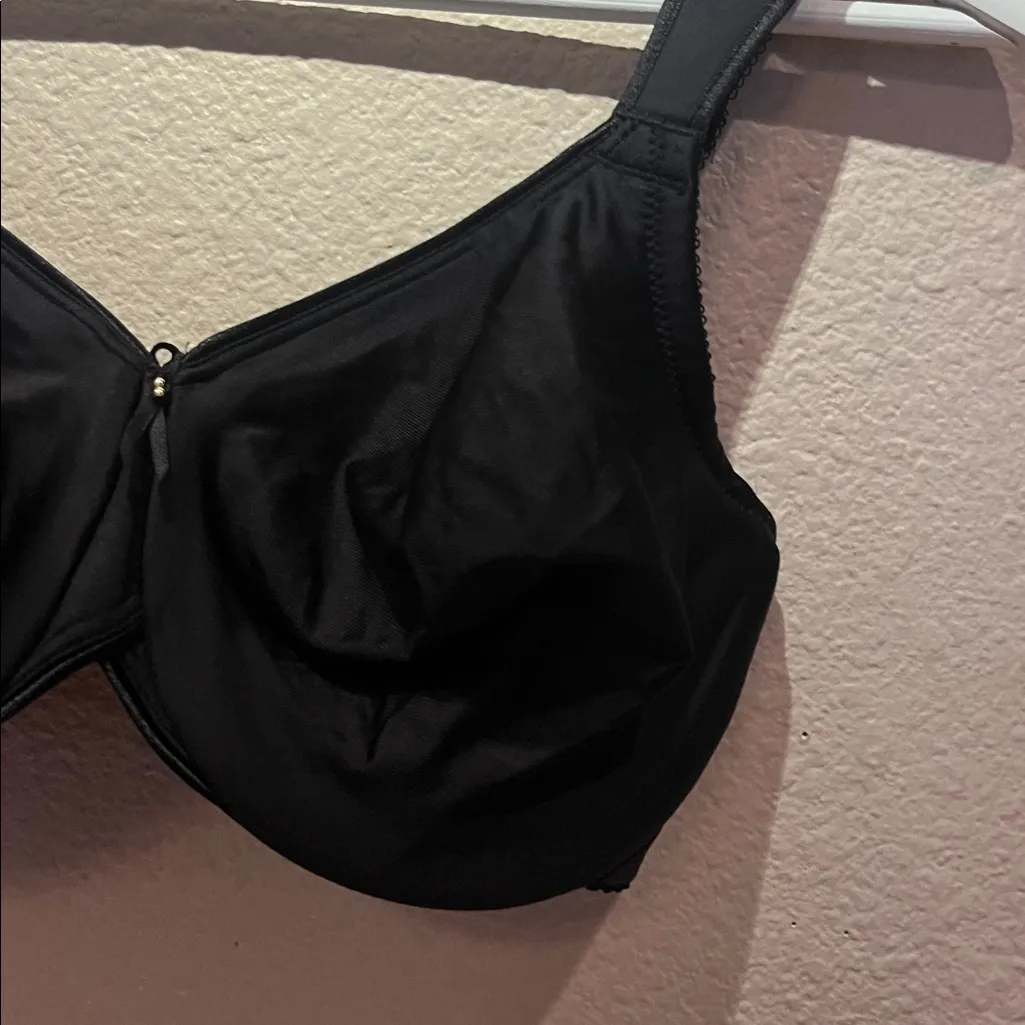 Wacoal Basic Beauty Bra Black Size 32DD or 32E - Image 4