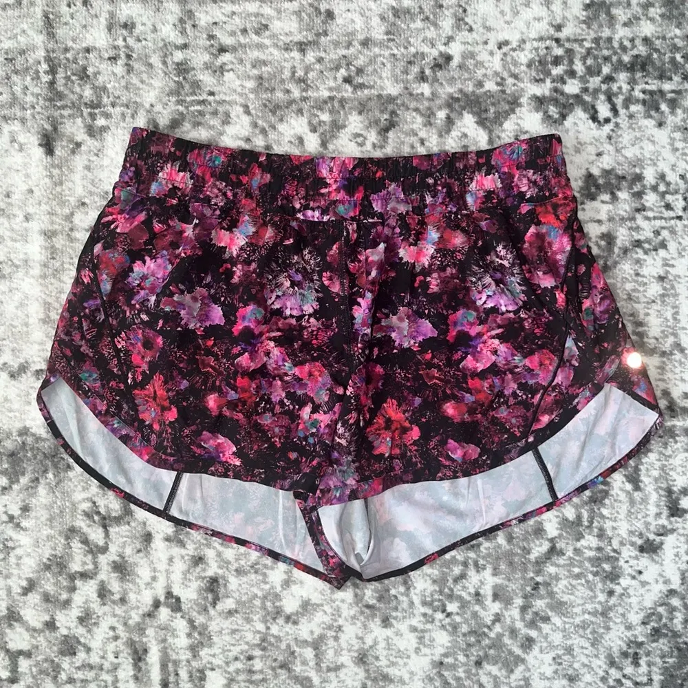 Lululemon Track That High-Rise Short 3" Lined - Image 4