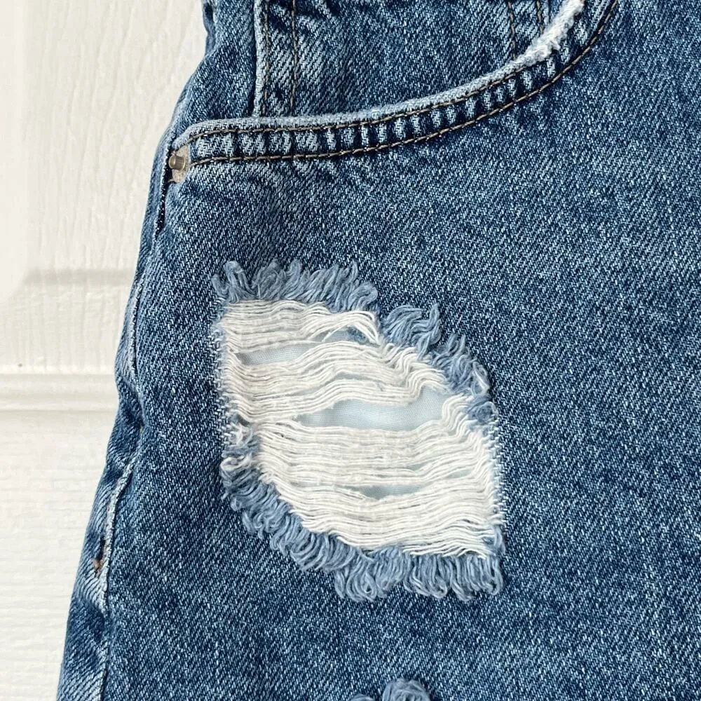 Forever 21 Super Distressed Short Shorts - Size 27 - Image 2