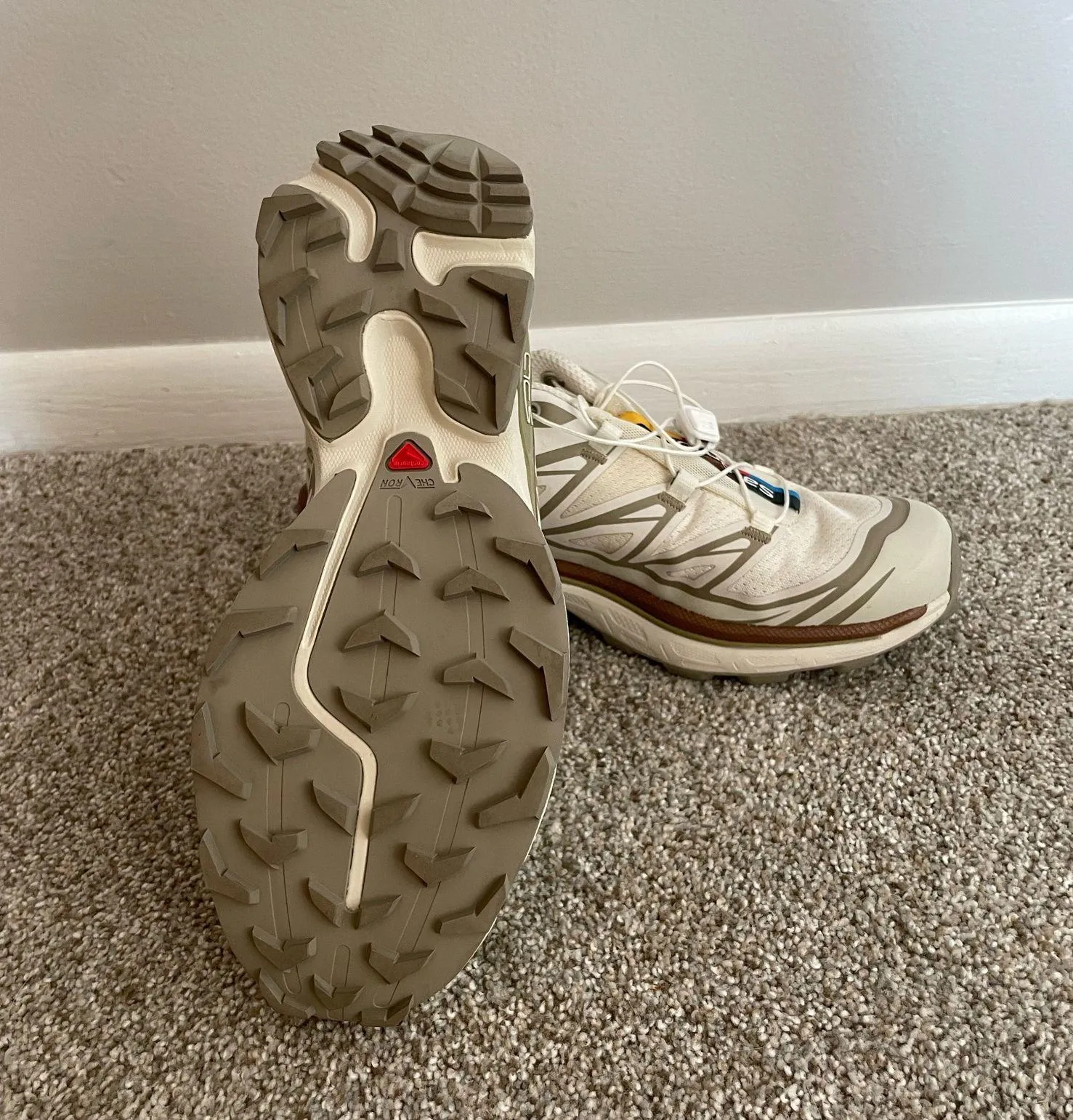 Salomon Shoes - Image 3