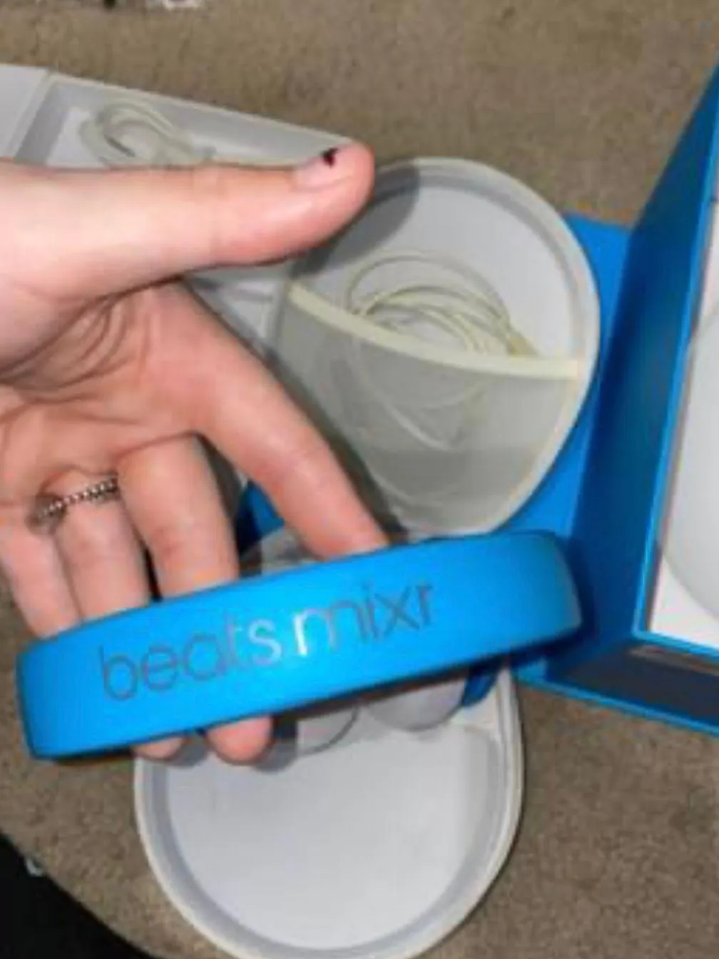 Beats by Dr. Dre Mixr Headphones - Image 9