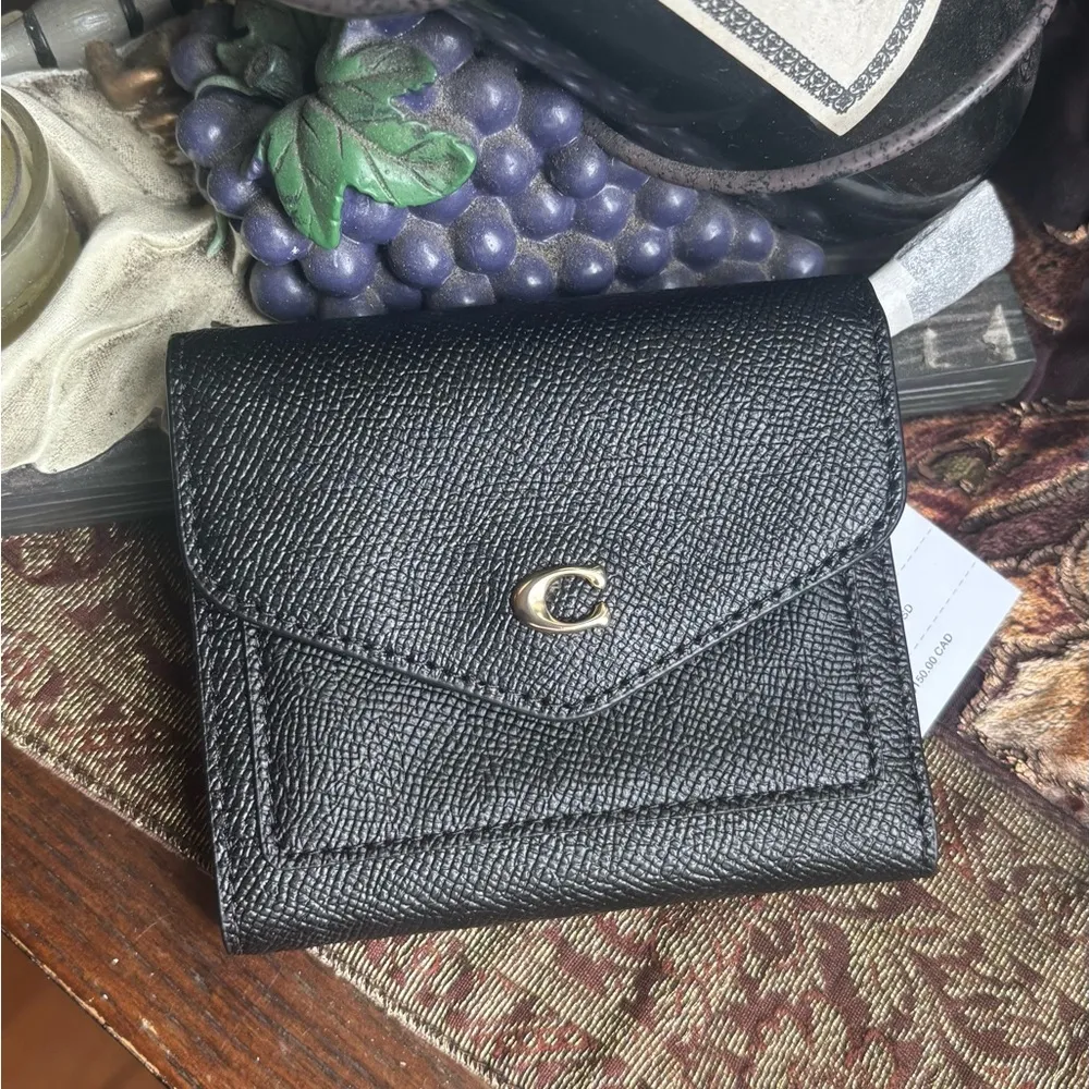 Authentic COACH 1941 signature colorblock leather snap wallet - Image 12