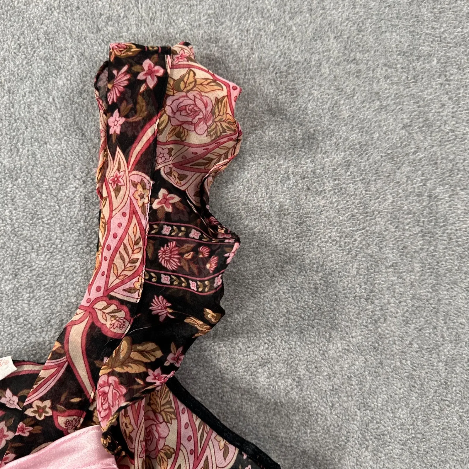 Vintage Intimately Flora Sheer Camisole Lingerie Top Size Medium Black Floral - Image 2