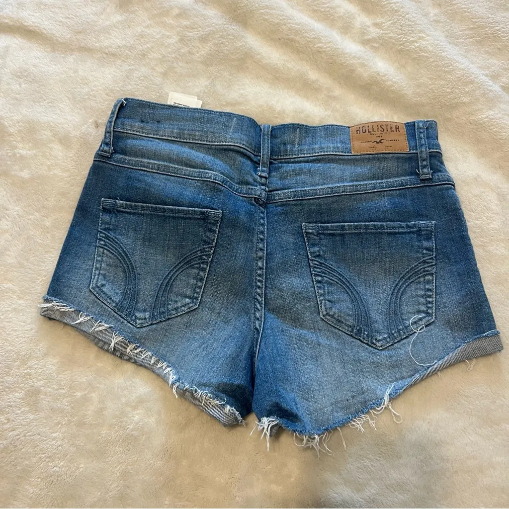 Hollister sequin shorts - Image 5