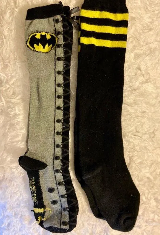 DC Comics 3 pairs of batman socks  - Image 6