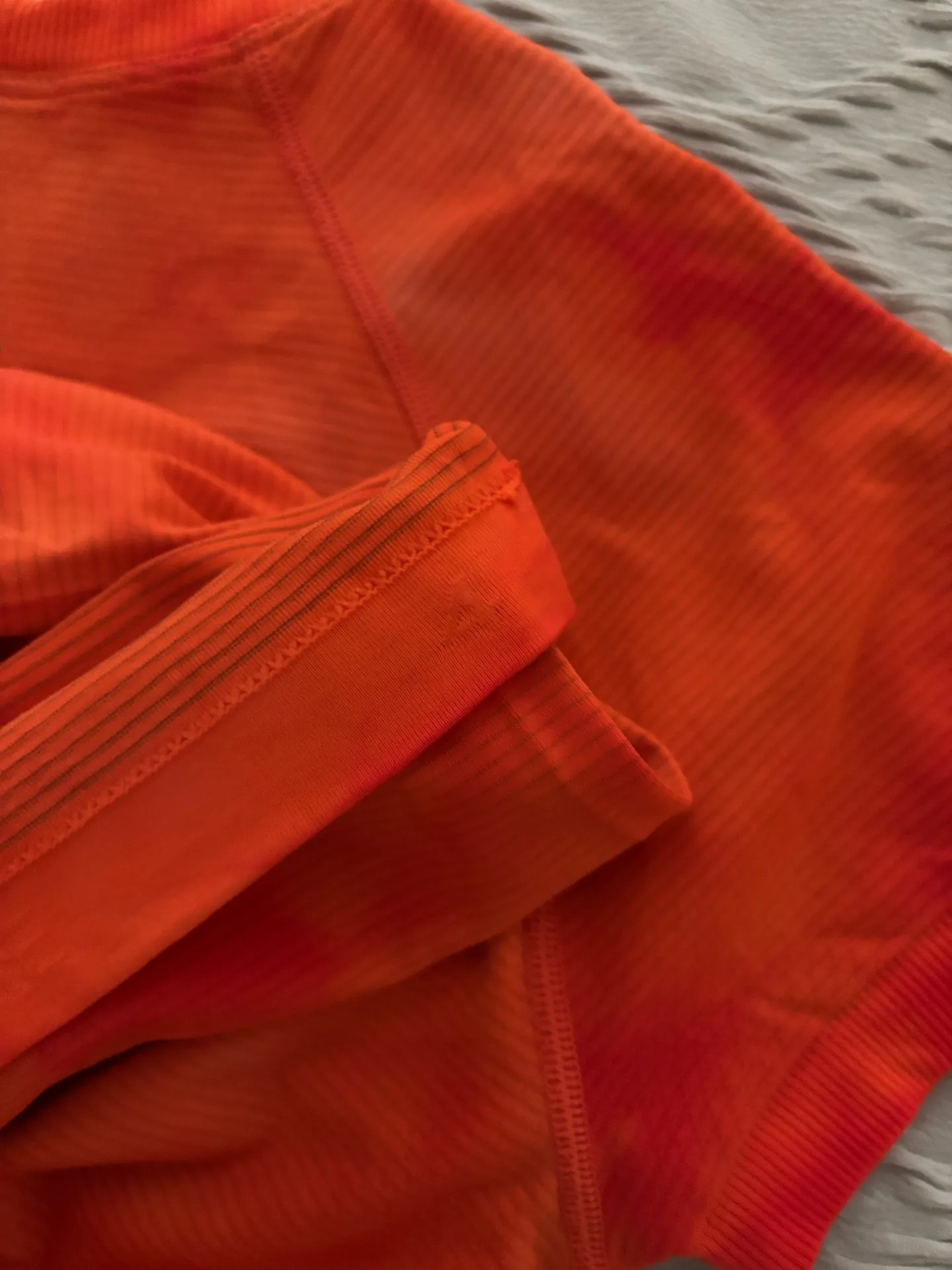 Lululemon Swiftly Tech Short Sleeve 2.0 - Image 4