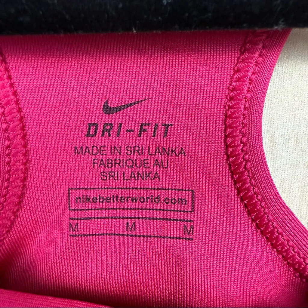 Nike Pro Drifit Women's Pink Sports Bra - Image 4