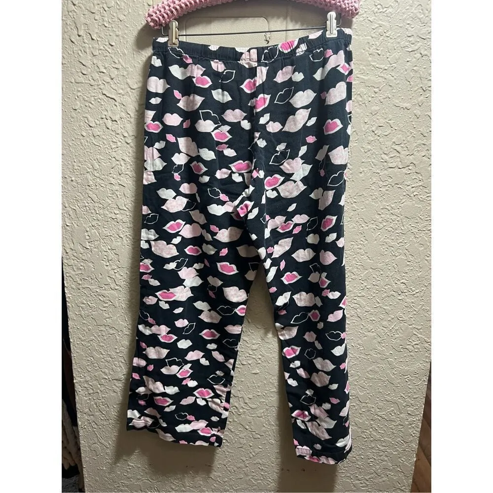 Victoria’s Secret Black With Pink Lips Pajama Set Woman’s Size Small - Image 11