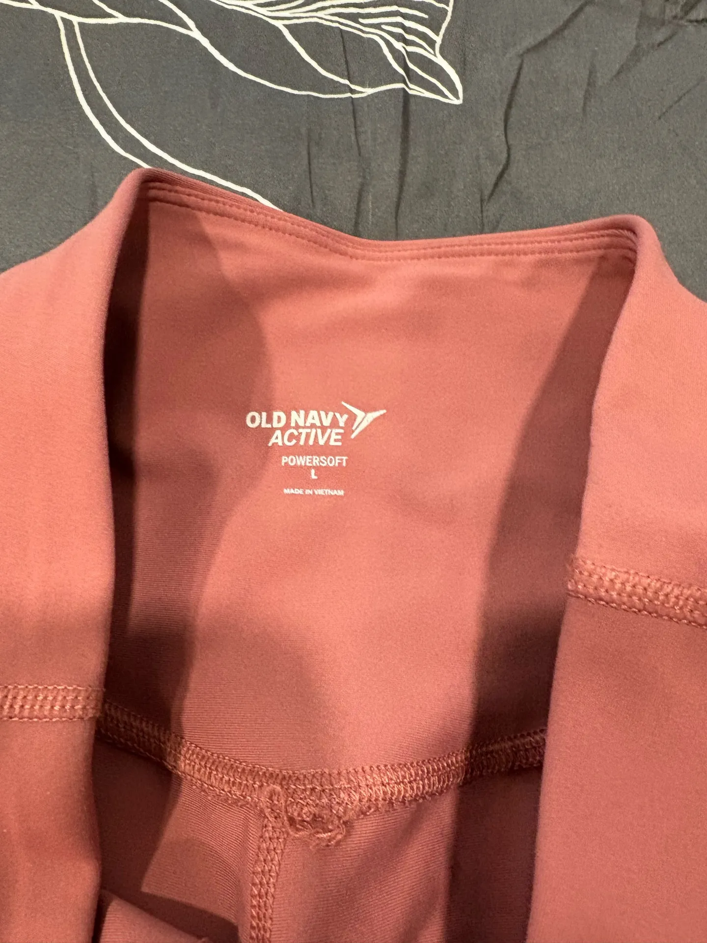 Old Navy Joggers Powersoft - Image 2