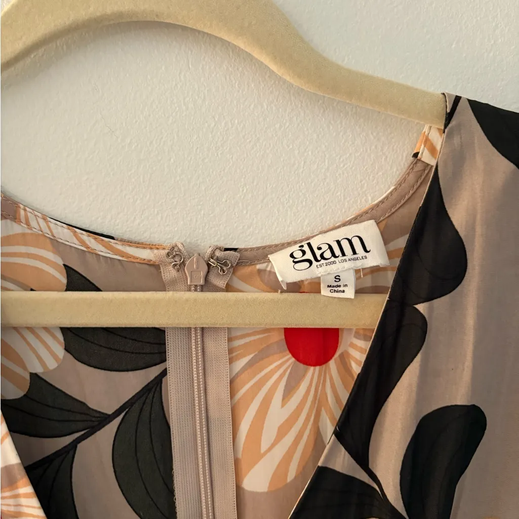 Glam Boutique Floral Ruffle Short Sleeve Midi Dress - Image 2