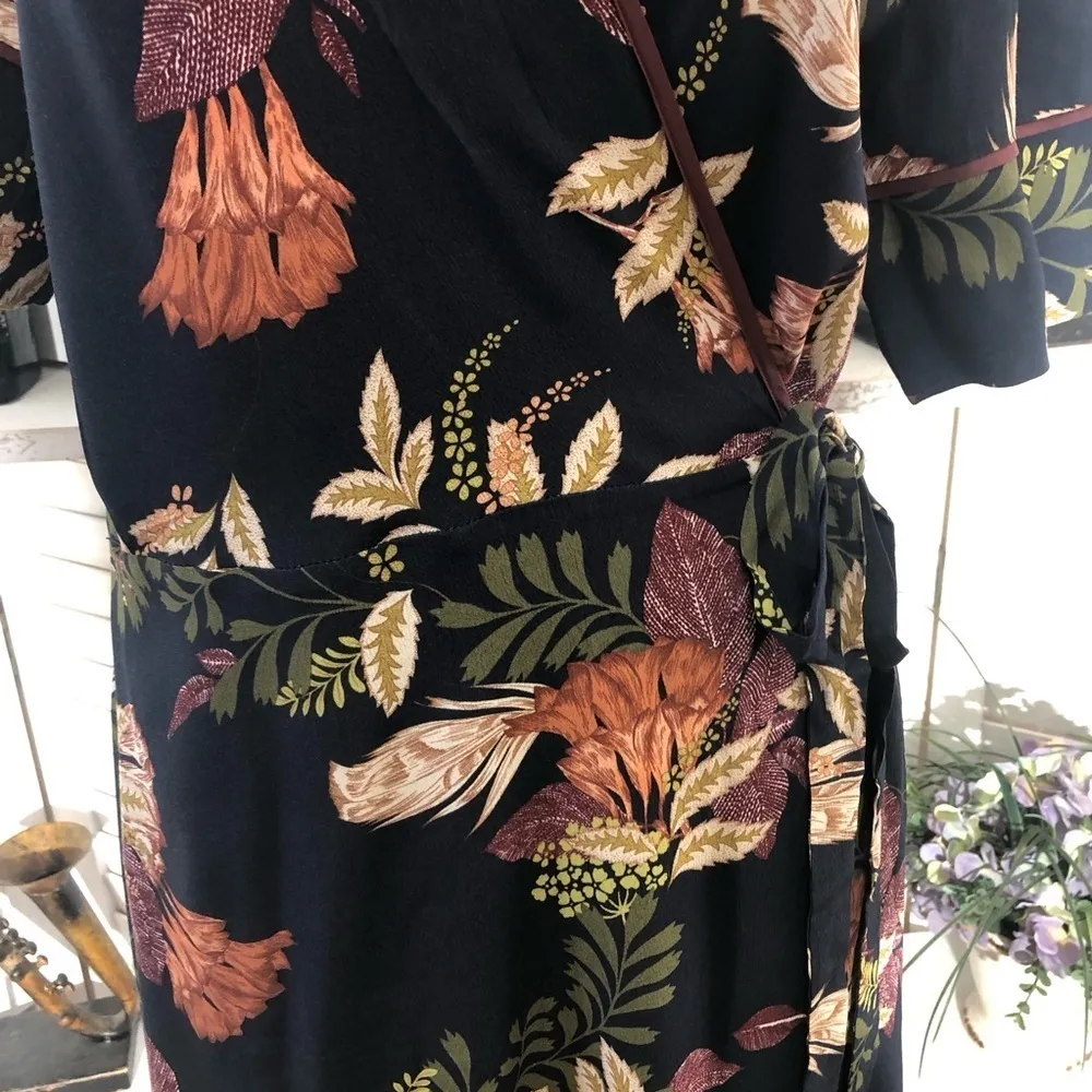 Johnny Was Jade floral pattern rust orange cream navy blue wrap midi dress Sz M - Image 11