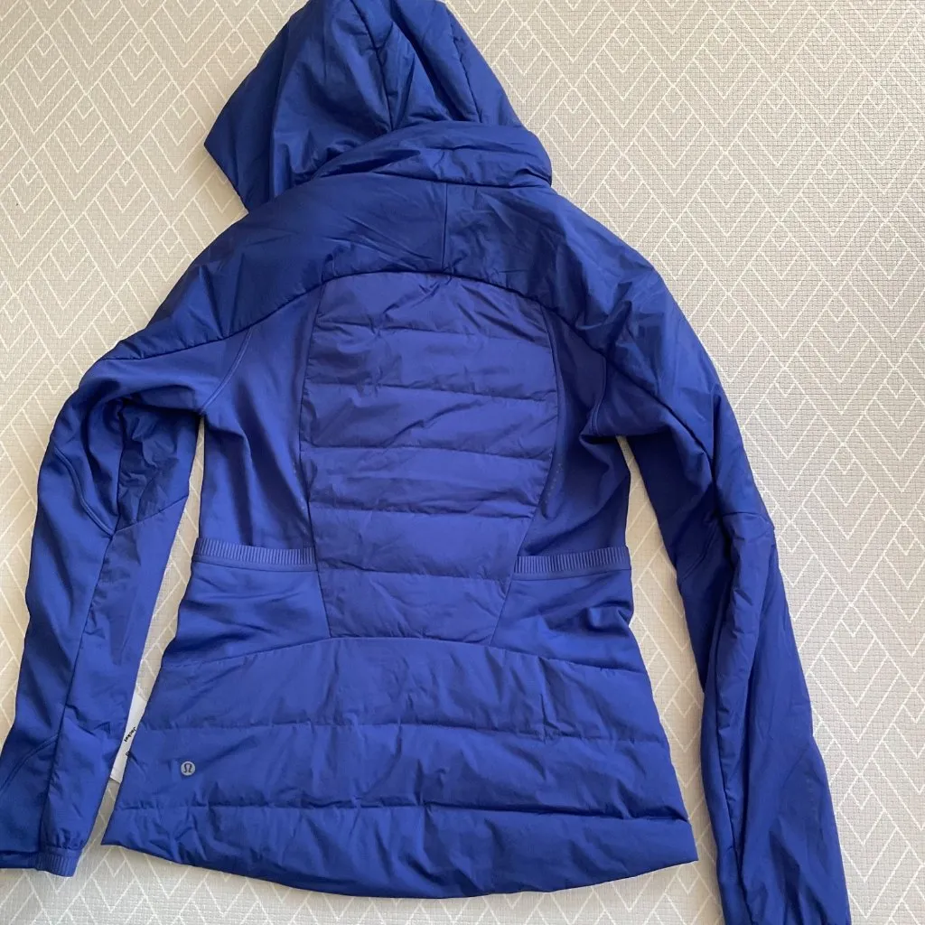 NWT Lululemon down for it all running workout jacket wild indigo SZ4 bust32 Blue Size 4 - Image 5