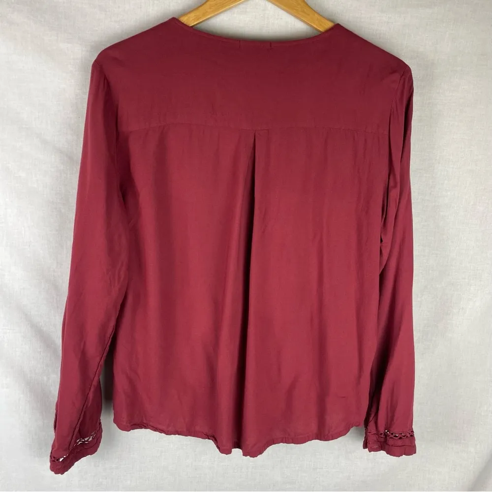 Silver Jeans Co Women's Surplice Long Sleeve - Image 4