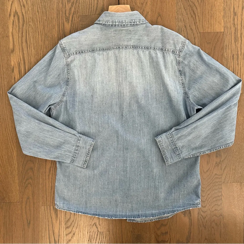 Abercrombie & Fitch Women's Muscle Denim Chambray Button Front Shirt Blue XL - Image 7