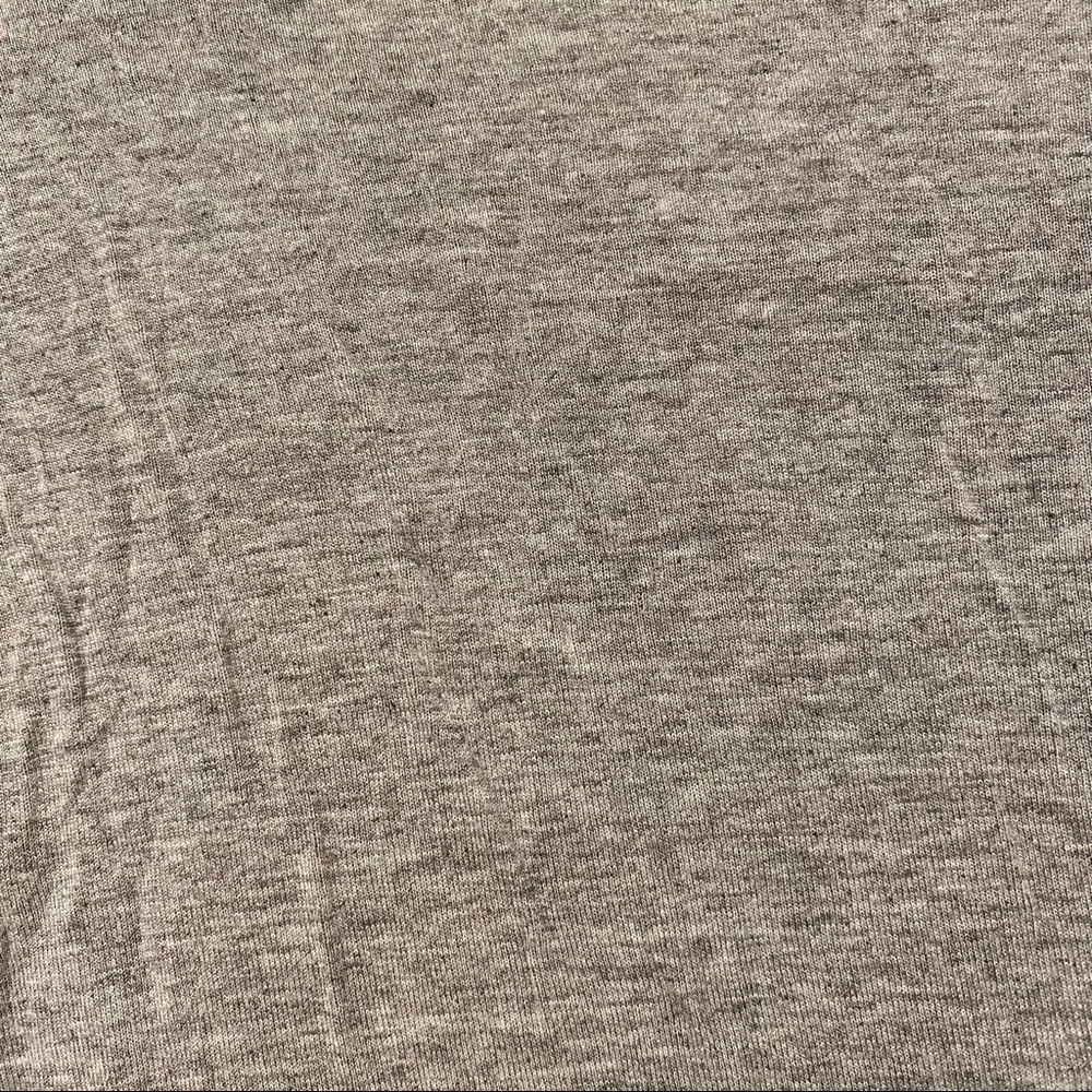 Wet Seal Gray Studded High Low T-shirt Medium - Image 9