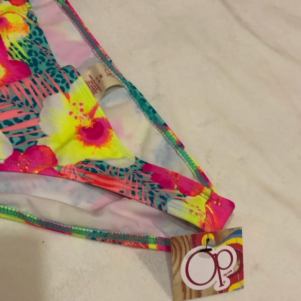 OP  tropical Baithing Suit - Image 8