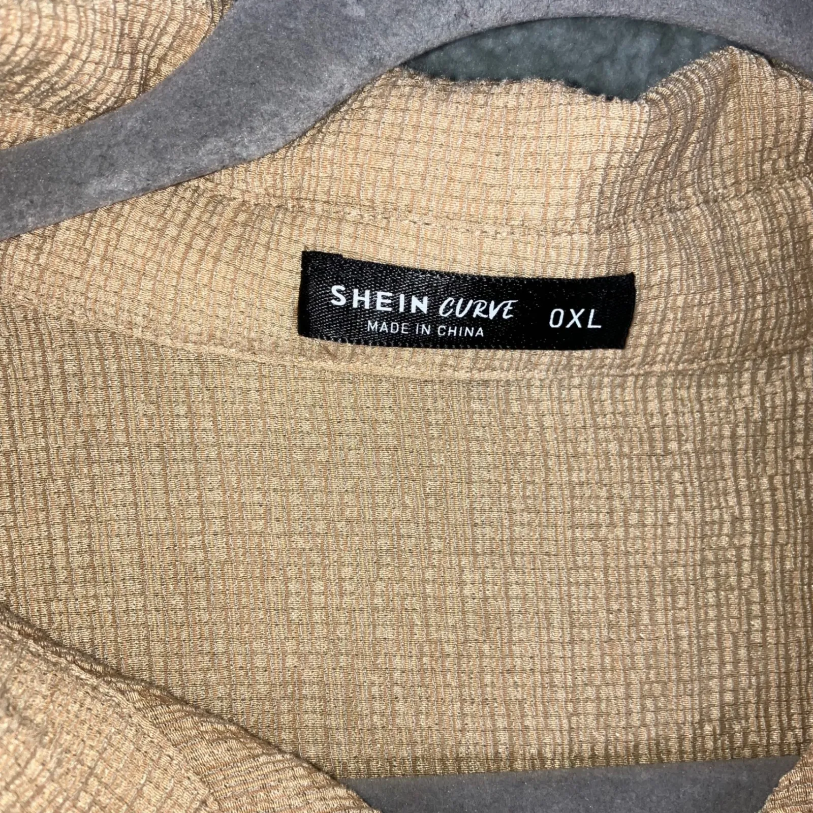 Textured Button Up Shirt Women 0XL Relaxed Fit Vacation‎ Travel Academia Tan Size 0X - Image 8